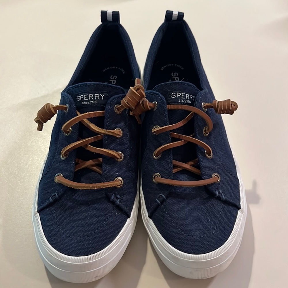 Sperry Top-Sider Women’s Crest Vibe Sneaker - Size 8
